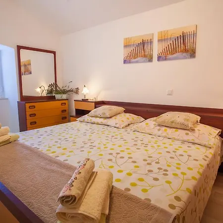 Apartament Marija Vrana (Ceres)